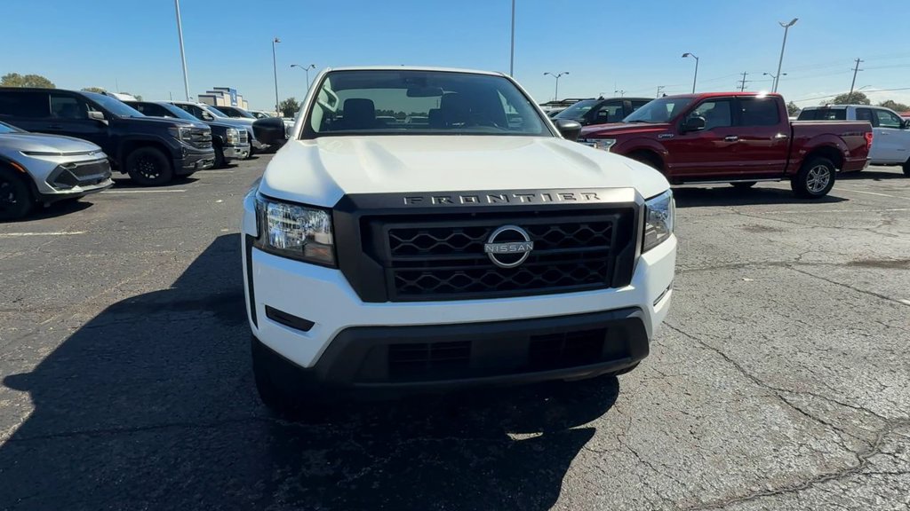 Used 2024 Nissan Frontier S w/ S Utility Package RWD image 3