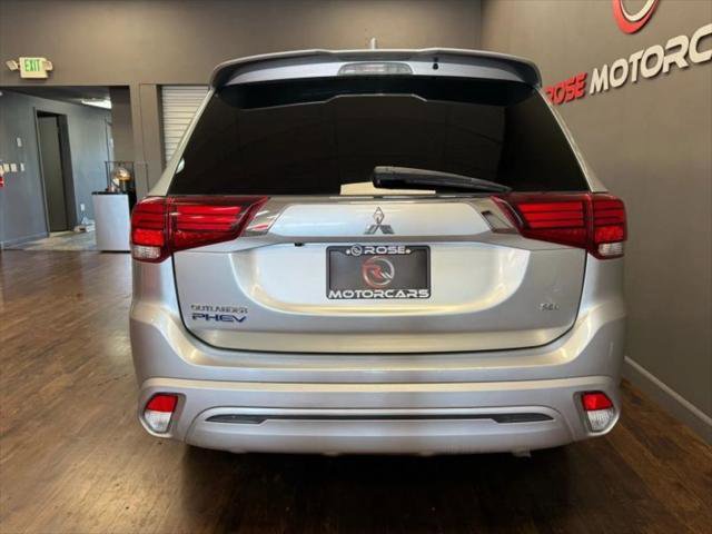 Used 2022 Mitsubishi Outlander LE image 4