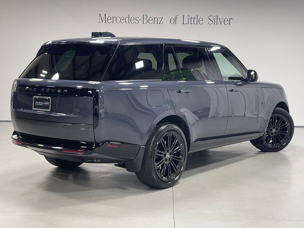 Used 2025 Land Rover Range Rover Long Wheelbase Autobiography AWD/4WD image 6
