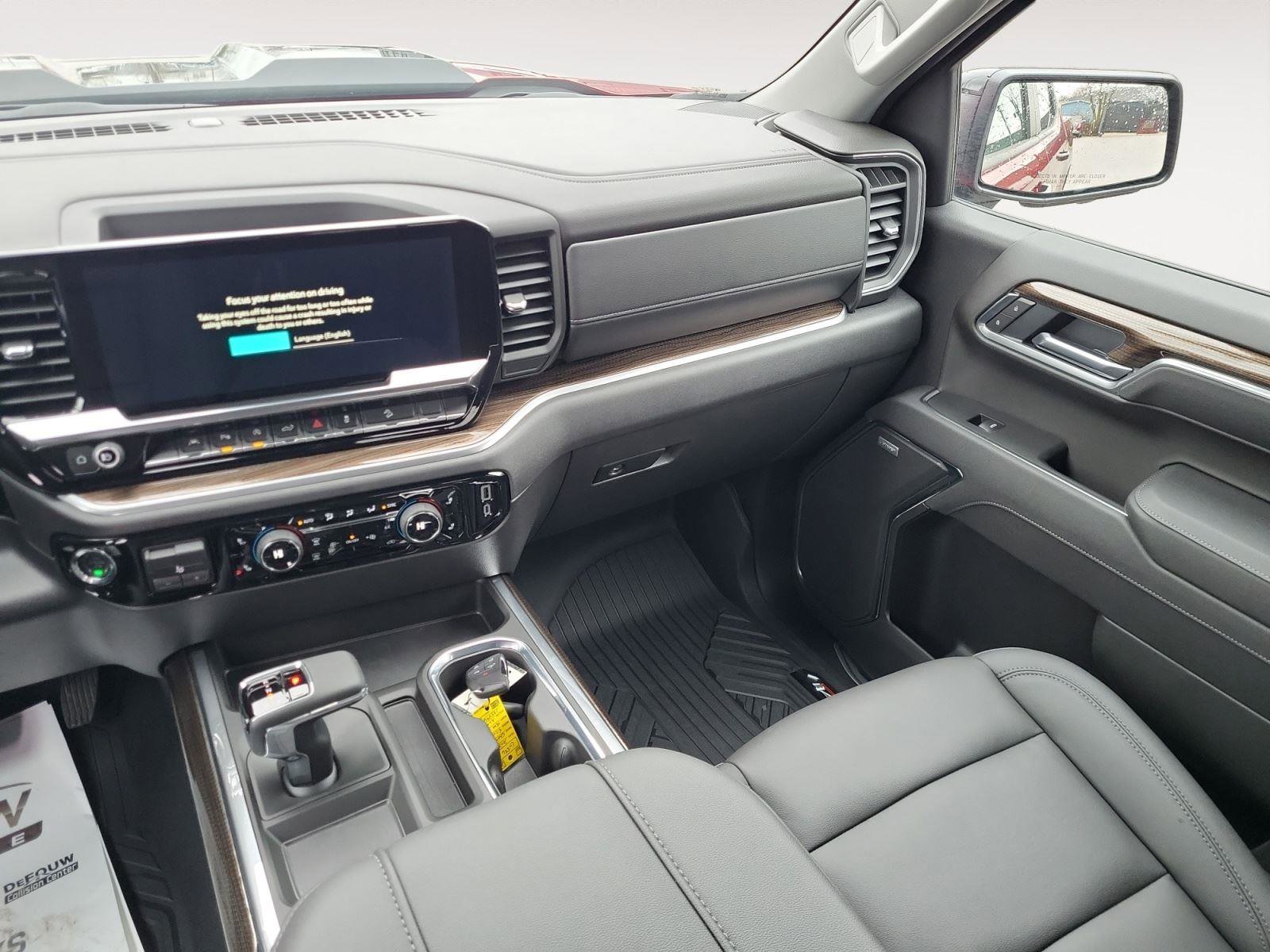 Used 2026 Chevrolet Silverado 1500 LT Trail Boss w/ LT Trail Boss Premium Package image 12