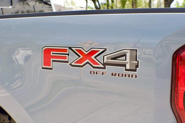 Used 2024 Ford F250 Lariat w/ Chrome Package AWD/4WD image 14