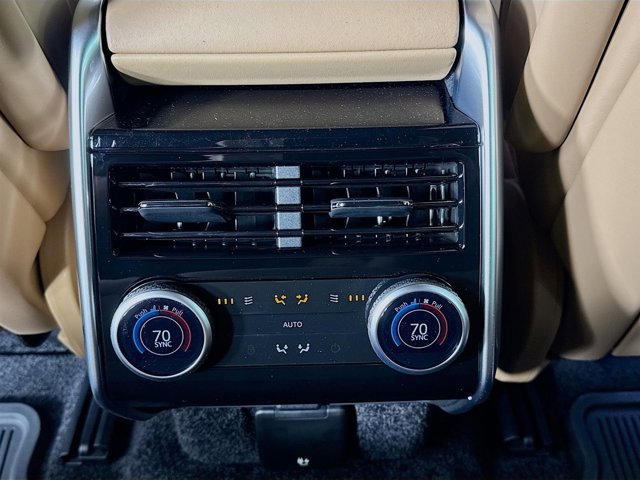 New 2026 Land Rover Range Rover SE image 27