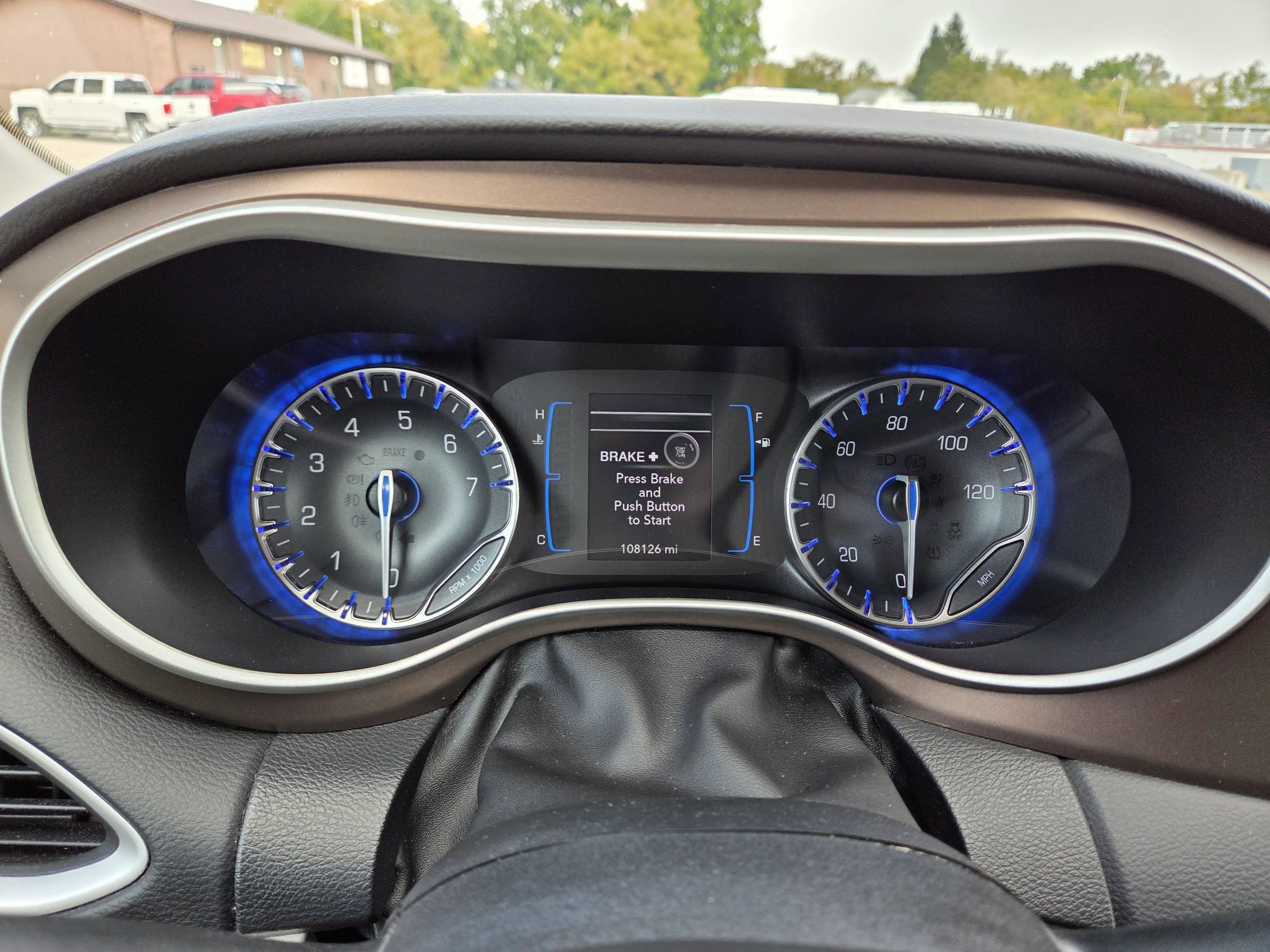 Used 2017 Chrysler Pacifica Touring image 24