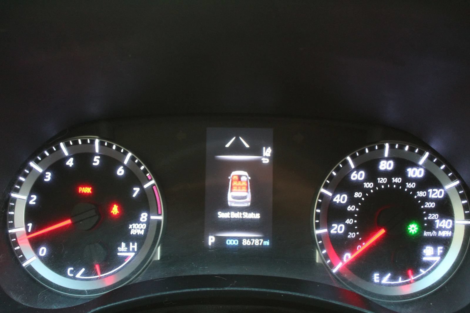 Used 2021 Toyota Highlander L FWD image 17