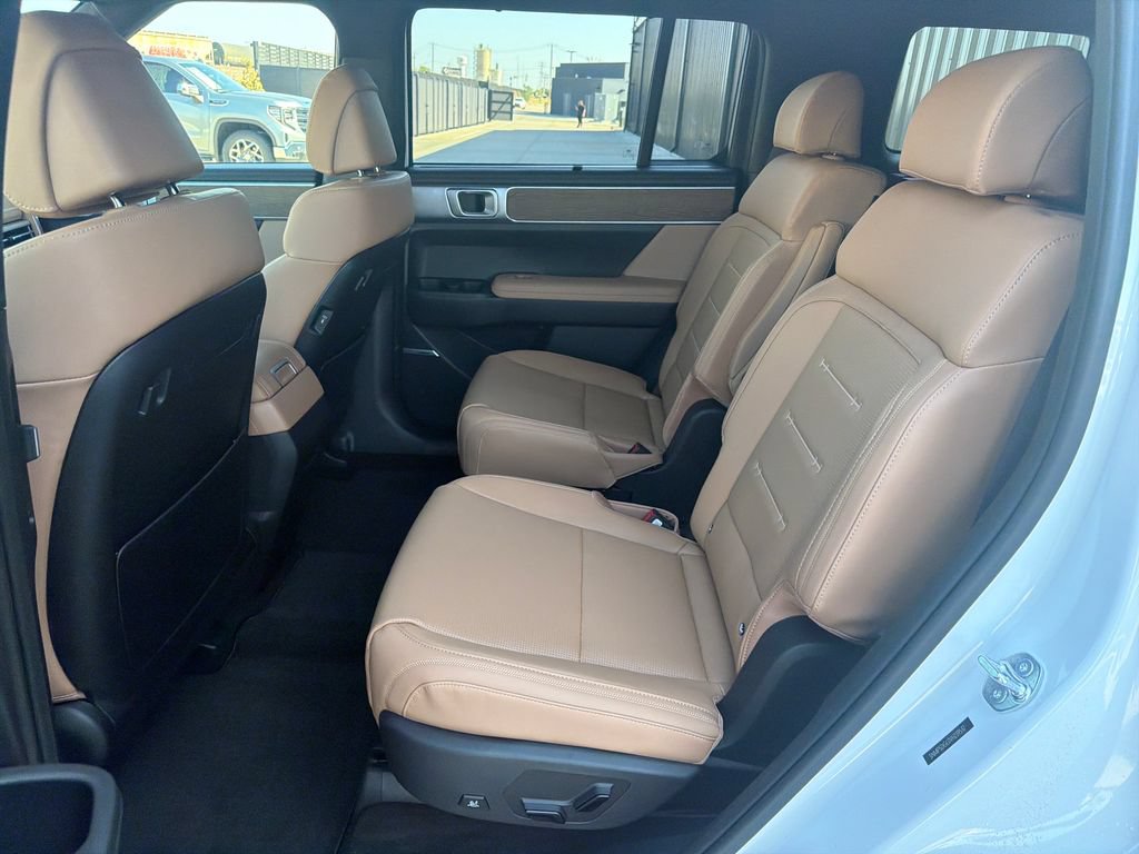 New 2027 Hyundai Santa Fe Calligraphy AWD/4WD image 19