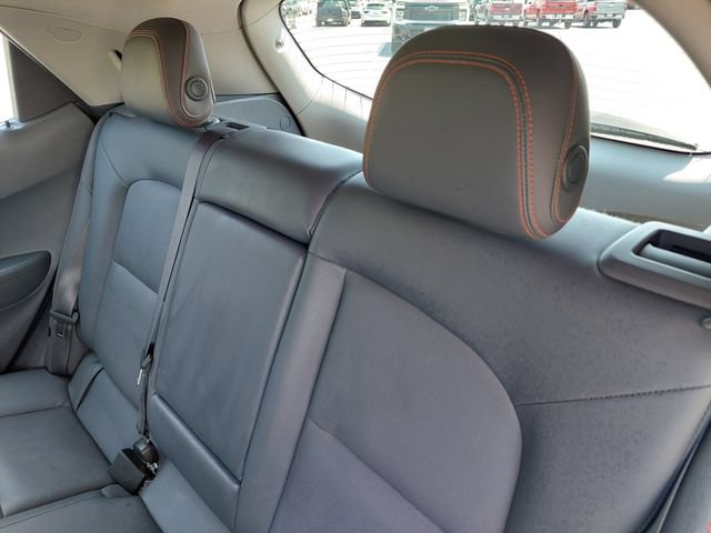 Used 2017 Chevrolet Bolt Premier w/ Infotainment Package FWD image 28
