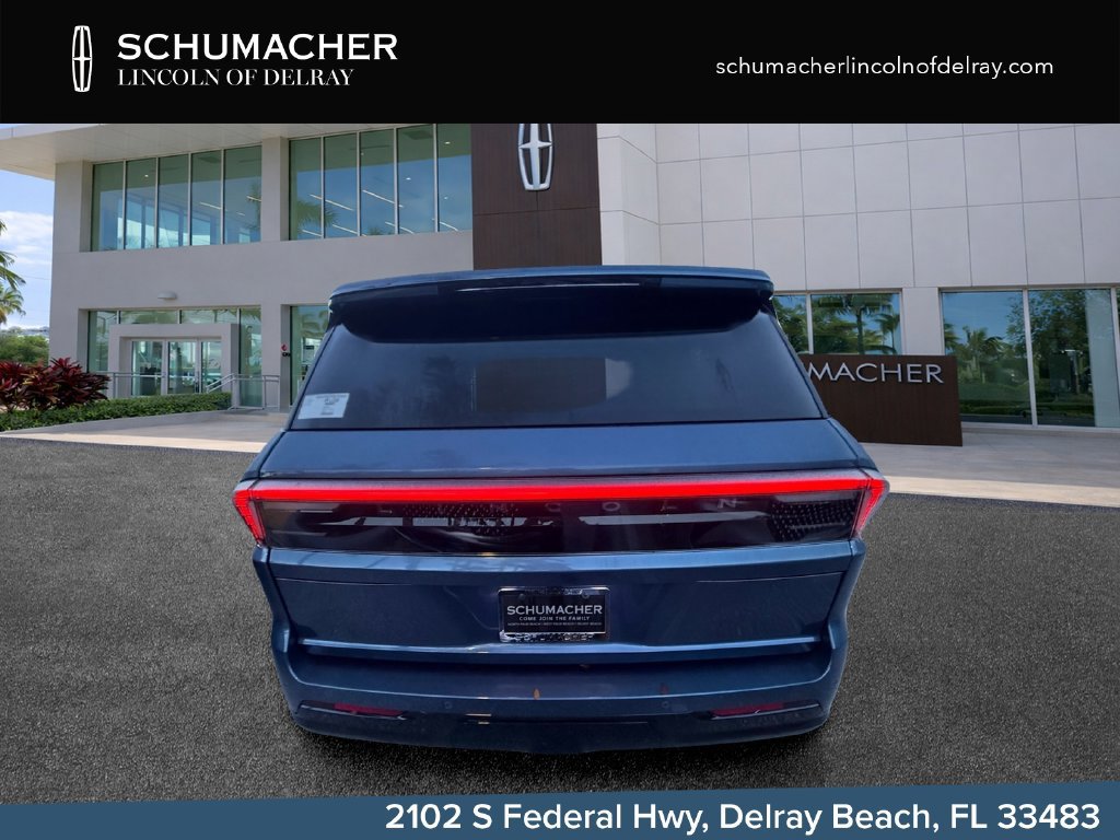 New 2027 Lincoln Navigator Reserve RWD image 6
