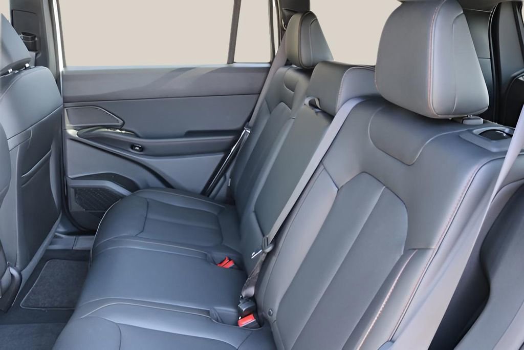 New 2026 Jeep Cherokee Limited image 16