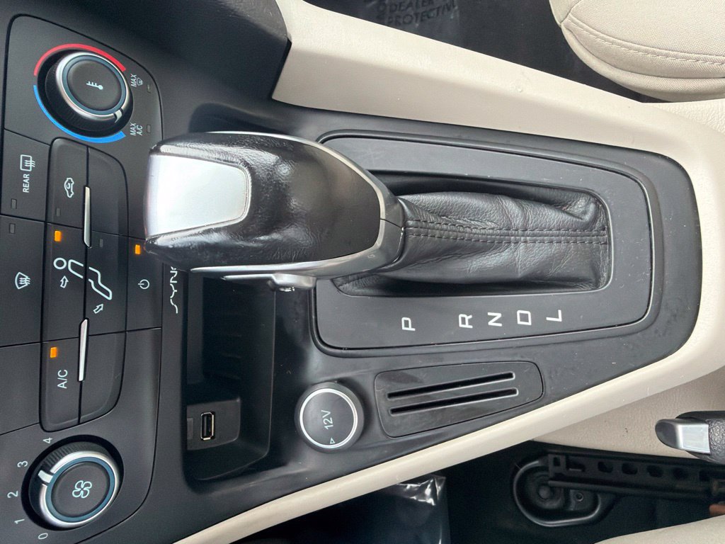 Used 2016 Ford Focus SE FWD image 37