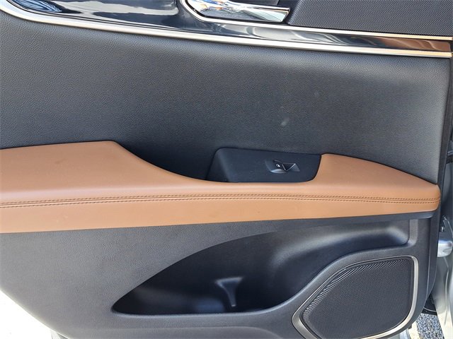 Used 2022 Lincoln Nautilus Reserve image 17