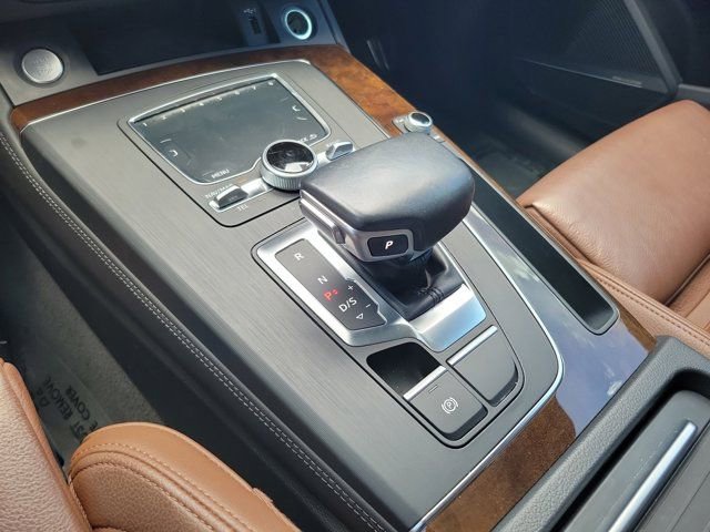 Used 2019 Audi Q5 2.0T Premium Plus w/ Premium Plus Package AWD/4WD image 32