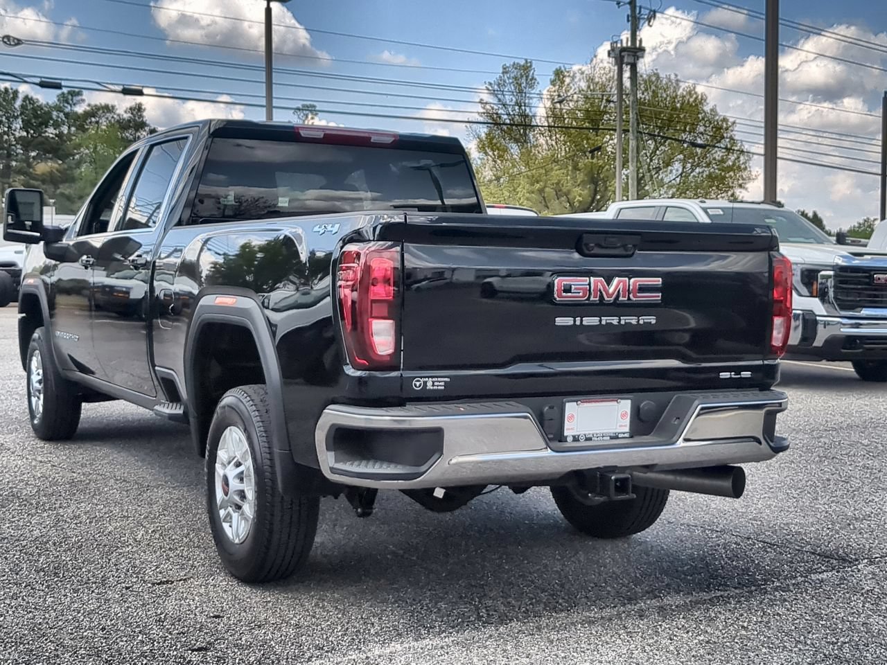 New 2026 GMC Sierra 2500 SLE w/ SLE Value Package; AWD/4WD image 6