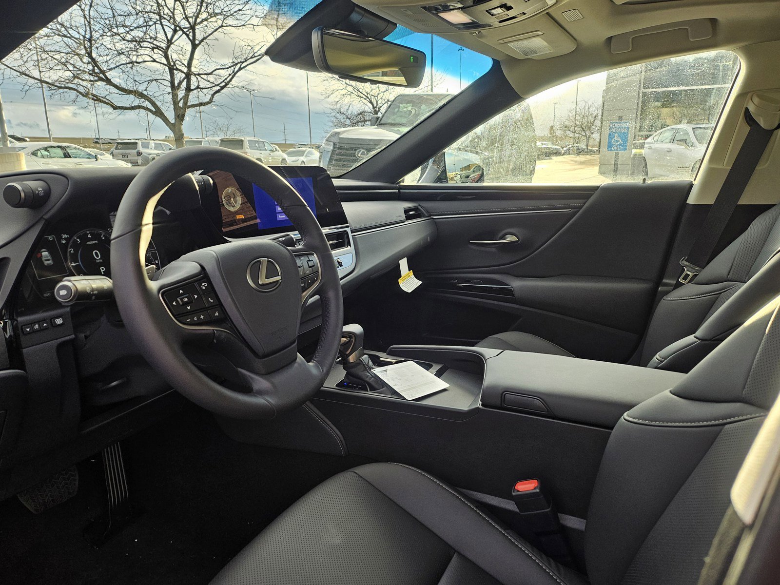 New 2025 Lexus ES 350 image 10