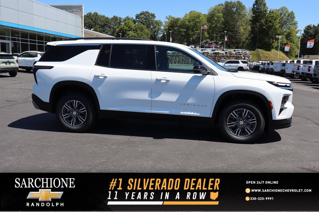 New 2026 Chevrolet Traverse LT