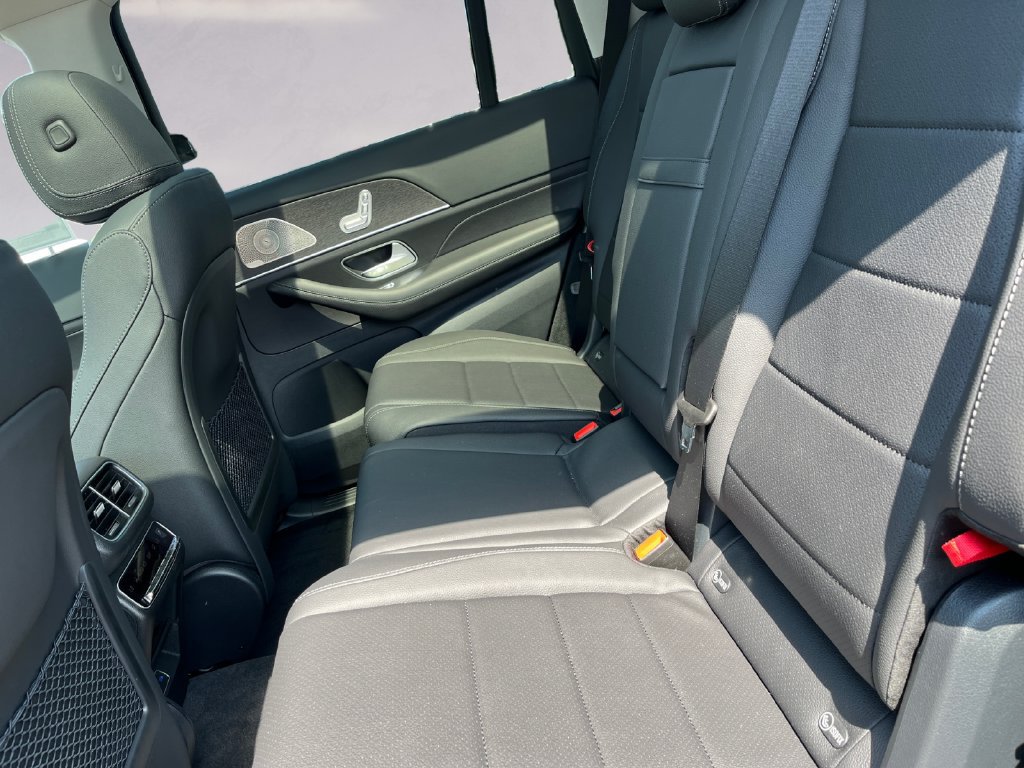 New 2026 Mercedes-Benz GLS 450 4MATIC image 8