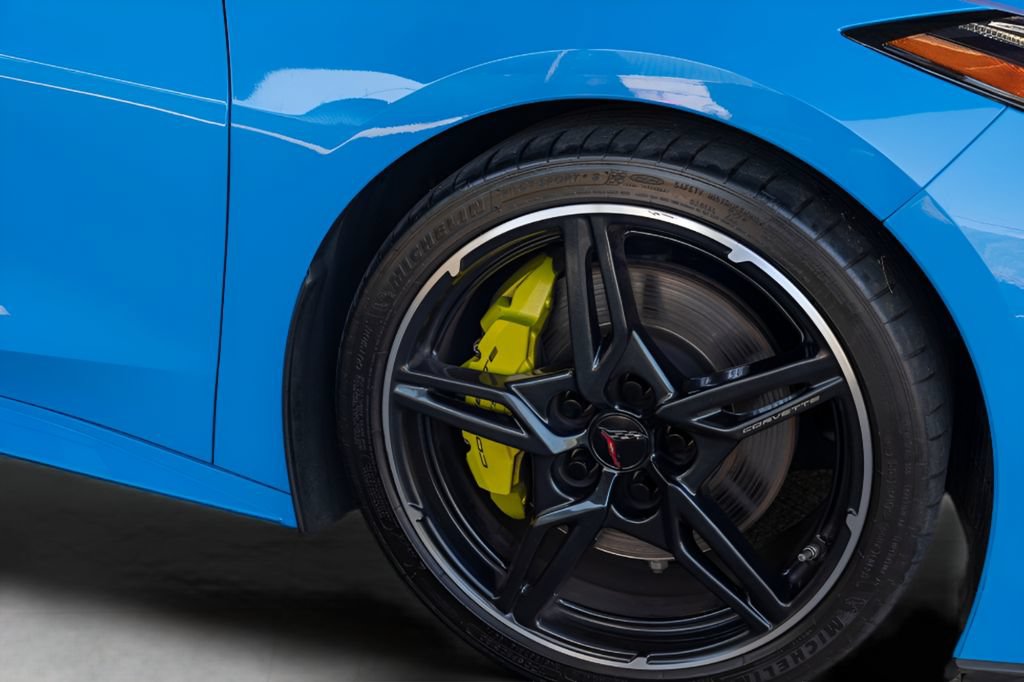 Used 2023 Chevrolet Corvette Stingray Preferred Cpe w/ Z51 Performance Package RWD image 11