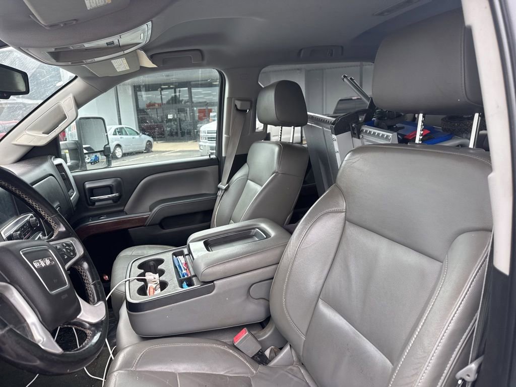 Used 2015 GMC Sierra 2500 SLT w/ Duramax Plus Package AWD/4WD image 9