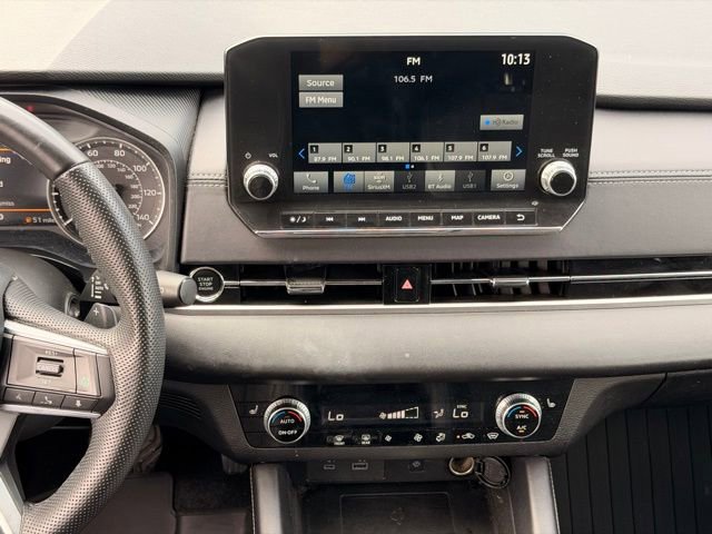 Used 2024 Mitsubishi Outlander SE AWD/4WD image 12