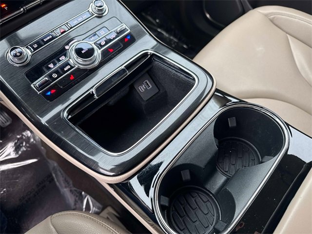 Used 2022 Lincoln Nautilus FWD image 23