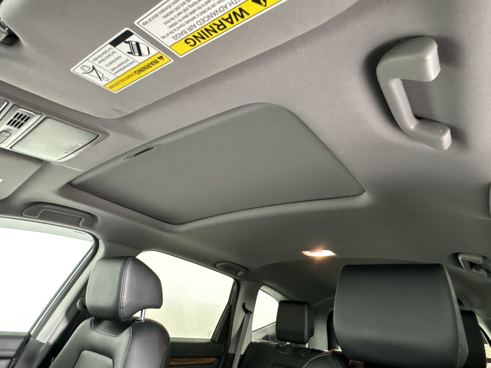 Used 2020 Honda CR-V Touring image 18