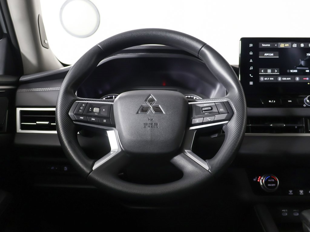 New 2026 Mitsubishi Outlander ES image 37