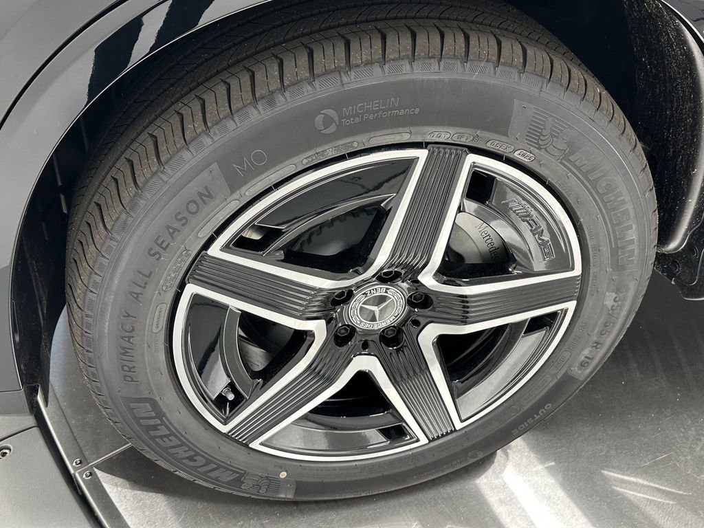 New 2026 Mercedes-Benz GLC 300 image 13