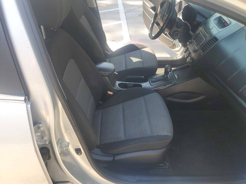 Used 2014 Kia Forte EX FWD image 15