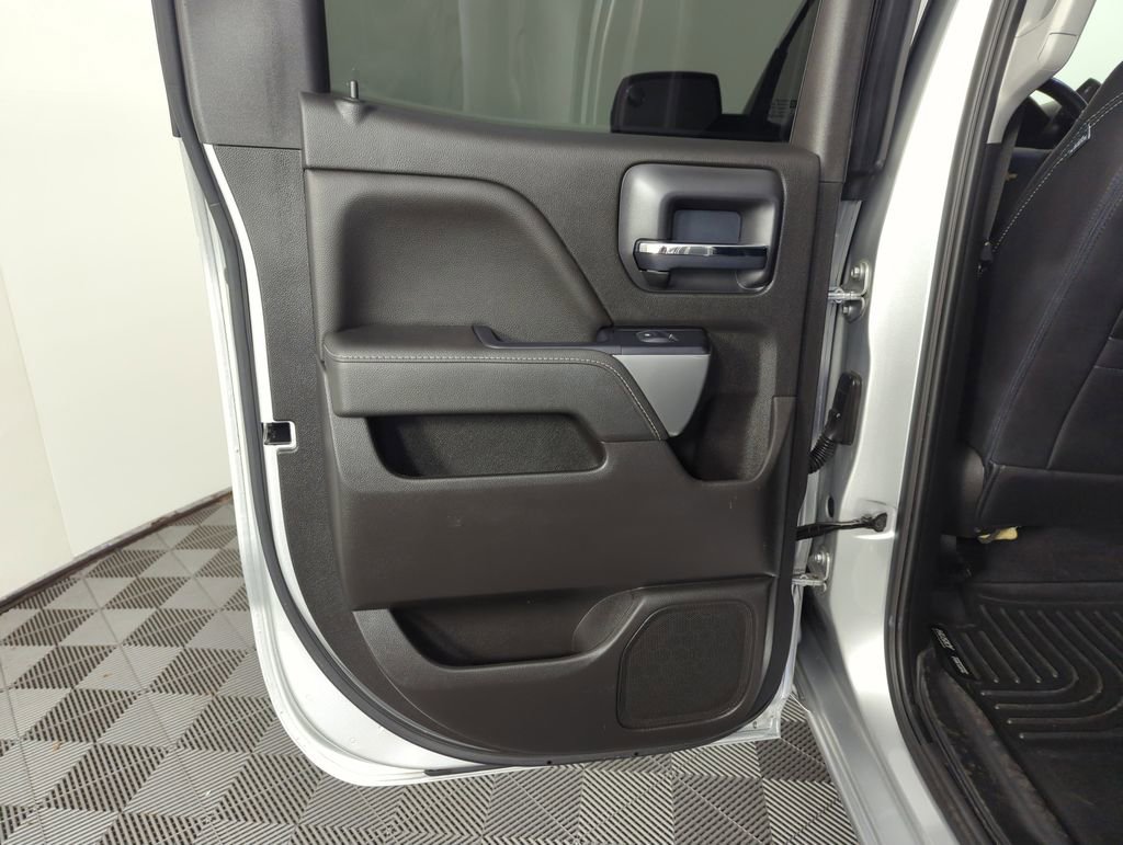 Used 2019 Chevrolet Silverado 1500 LT w/ All Star Edition image 27