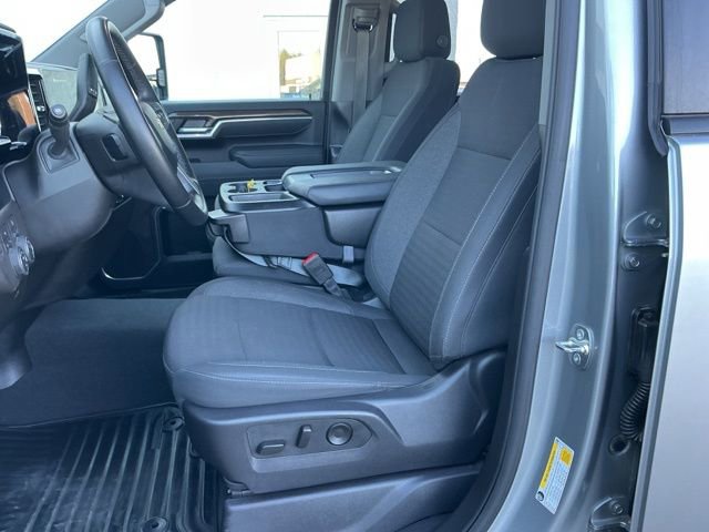 Used 2025 Chevrolet Silverado 2500 LT w/ Convenience Package image 18