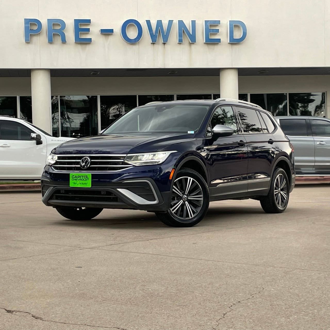 Used 2024 Volkswagen Tiguan Wolfsburg Edition AWD/4WD image 1