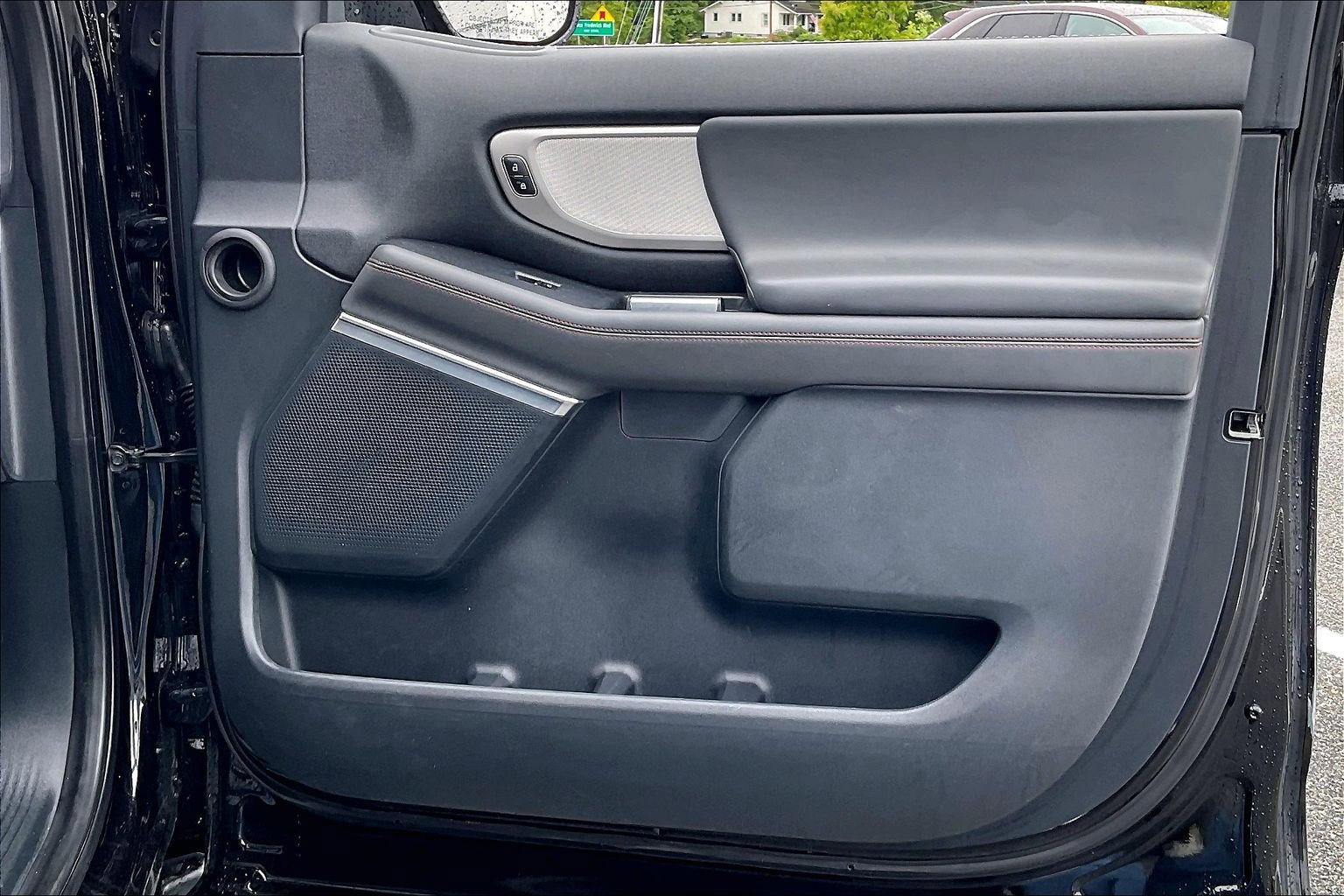 Certified 2025 Ford Expedition Active RWD image 23