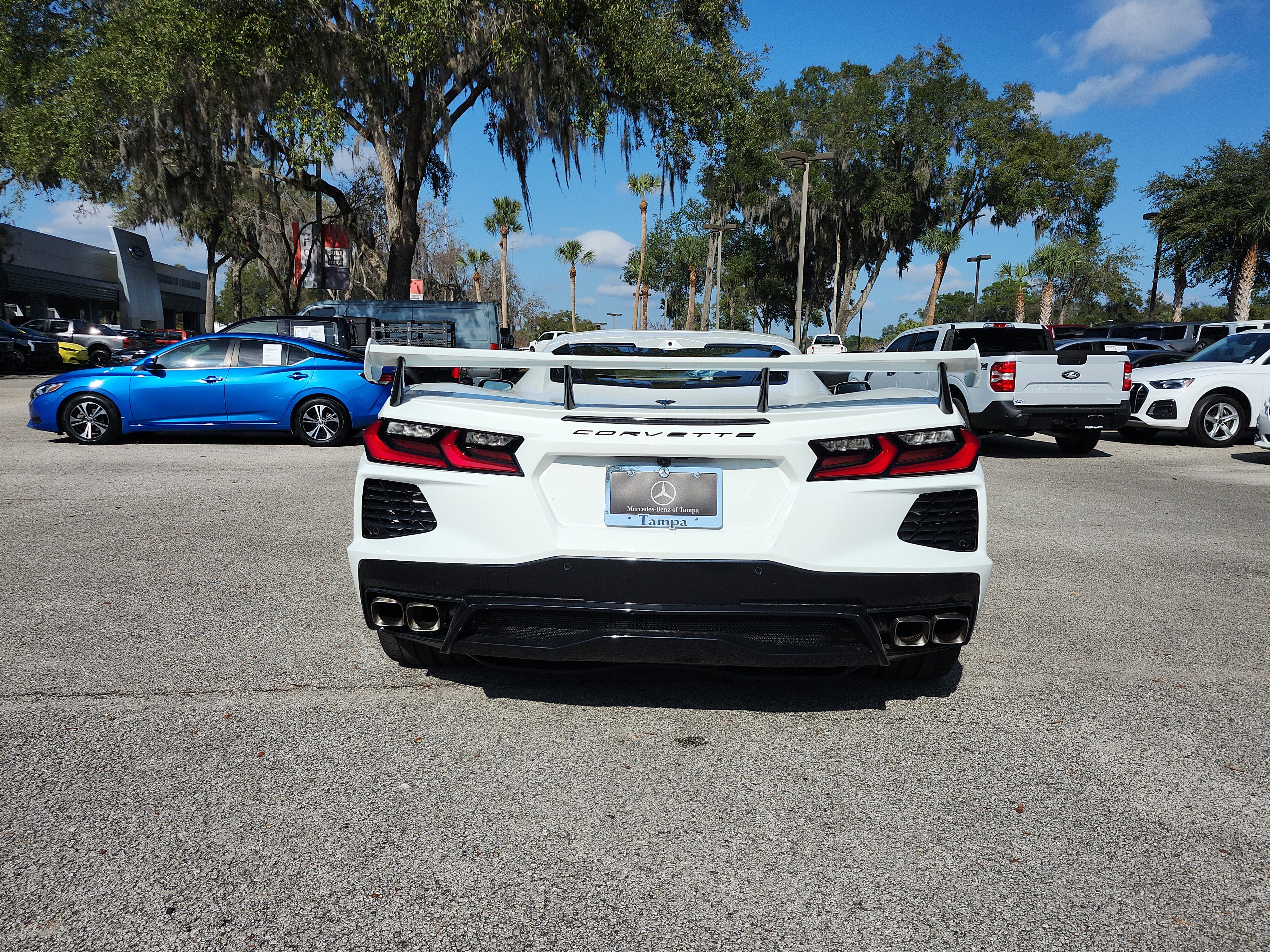 Used 2025 Chevrolet Corvette Stingray Preferred Cpe w/ 2LT image 4