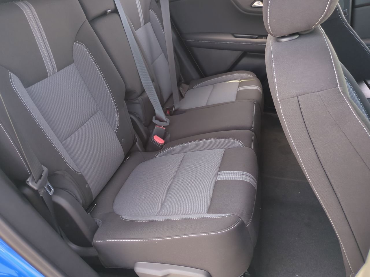 New 2026 Chevrolet Blazer LT w/ Convenience Package FWD image 26