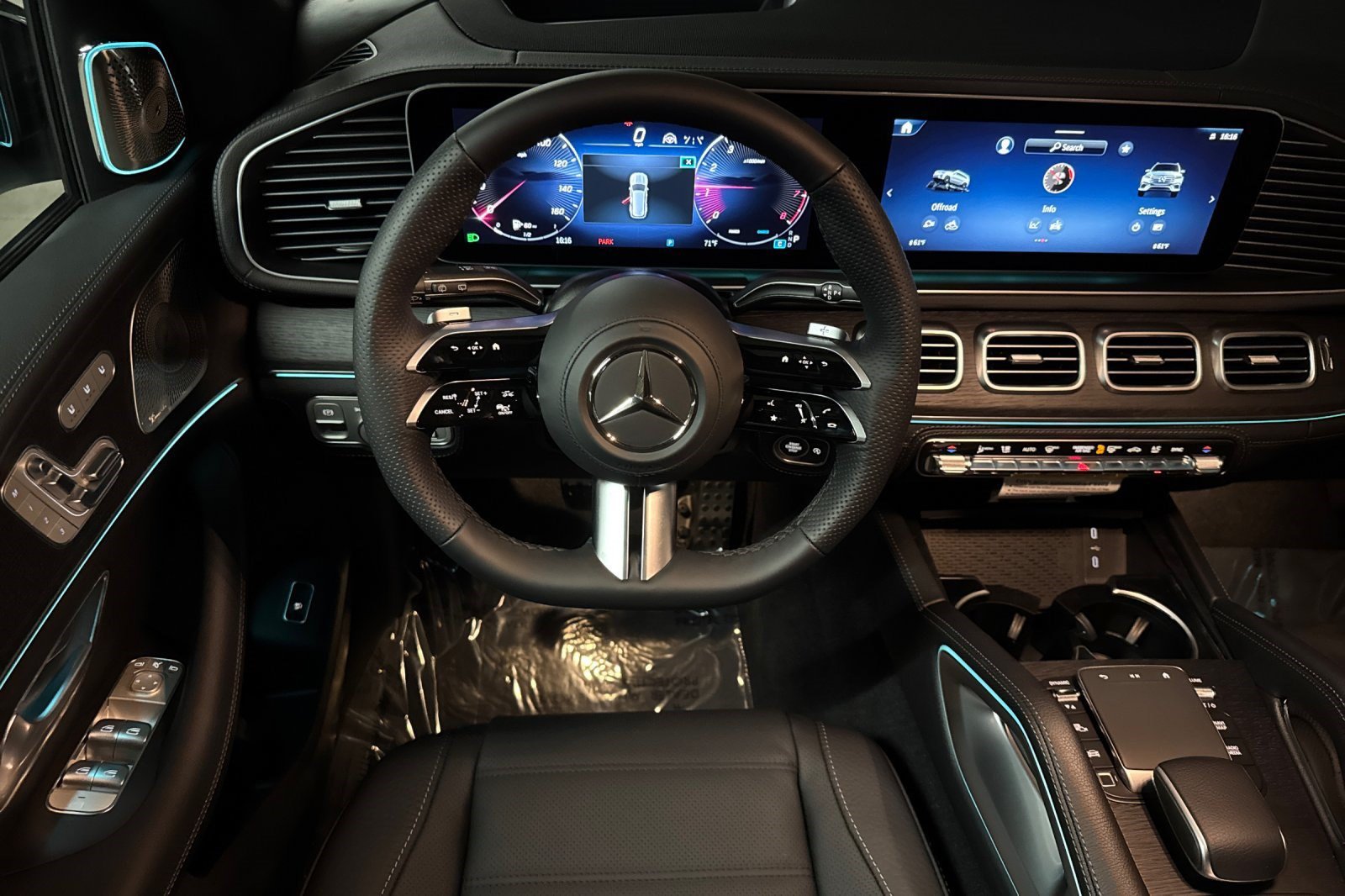 New 2026 Mercedes-Benz GLS 580 4MATIC image 29