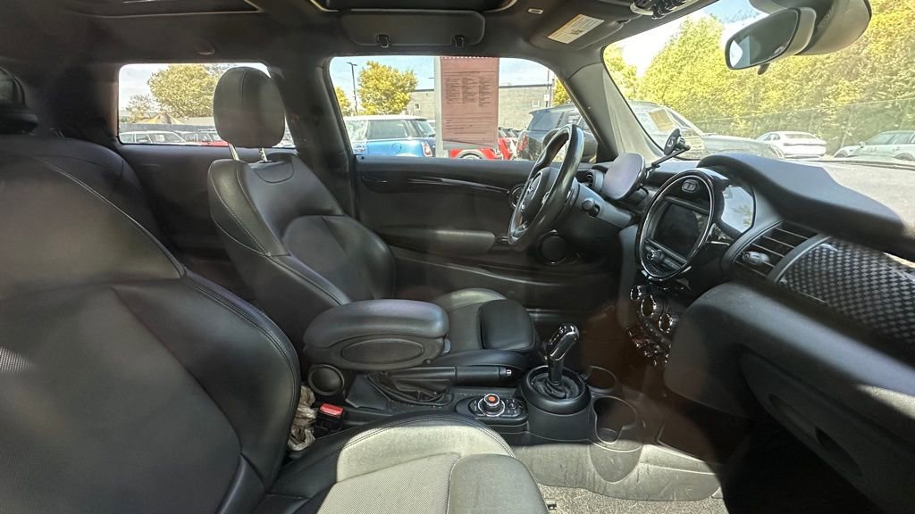 Used 2021 MINI Cooper John Cooper Works w/ 6.5" Touchscreen Package image 7