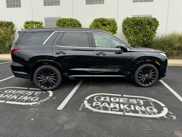 Used 2025 Hyundai Palisade Calligraphy image 4