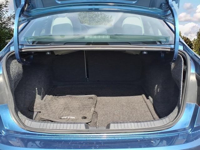 Used 2020 Volkswagen Jetta SE w/ SE Cold Weather Package FWD image 27