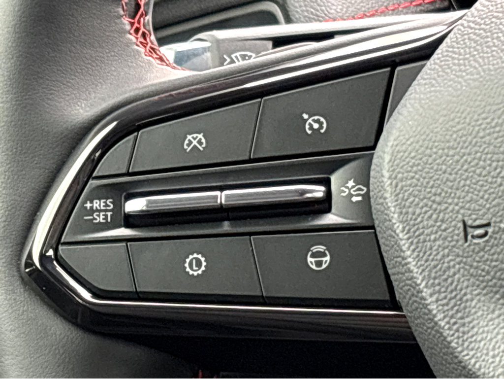 Used 2026 Chevrolet Traverse RS image 13