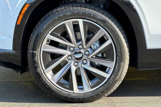 New 2026 Cadillac Vistiq Sport w/ LPO, Floor Liner Package image 26