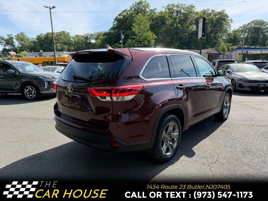 Used 2019 Toyota Highlander Limited Platinum FWD image 8