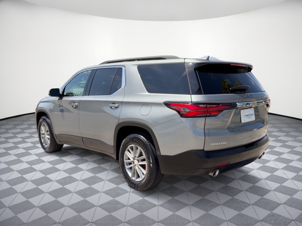 Certified 2023 Chevrolet Traverse LT FWD image 3