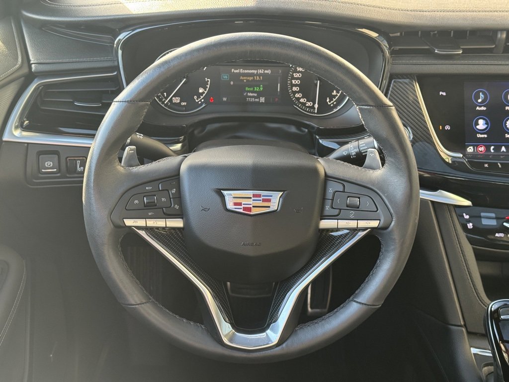 Used 2024 Cadillac XT6 Sport image 17