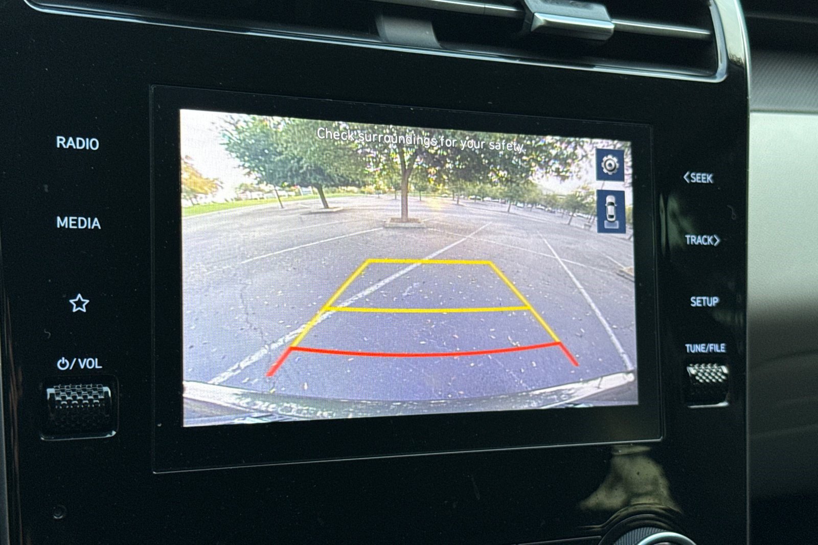 Used 2022 Hyundai Tucson SE image 23