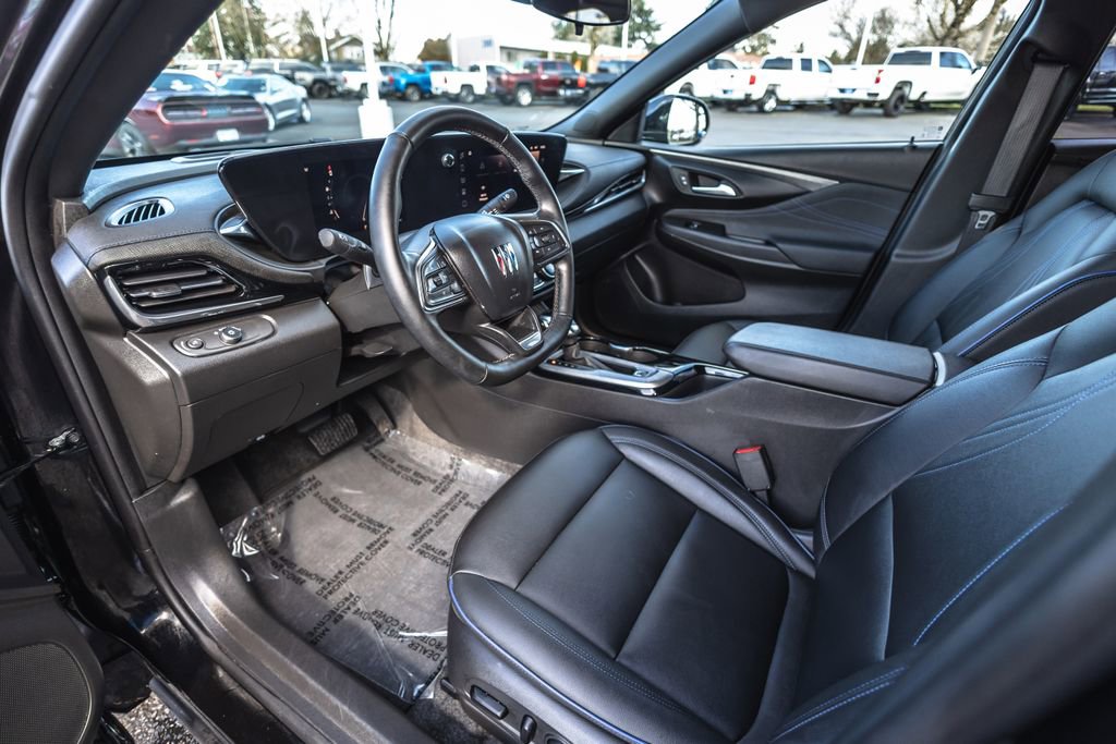 Used 2024 Buick Envista Sport Touring w/ Convenience I Package image 17