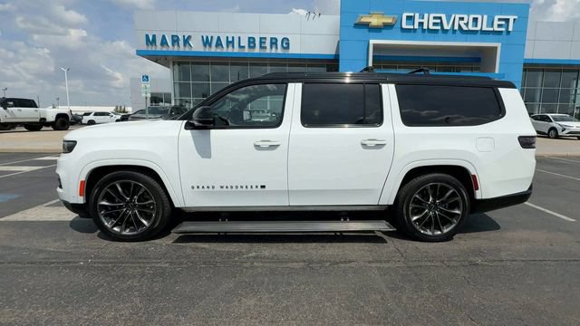 Used 2024 Jeep Grand Wagoneer L Series III w/ Quick Order Packagew 28T AWD/4WD image 5