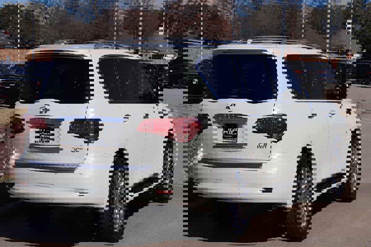 Used 2016 INFINITI QX80 Luxe w/ 22" Wheel Package image 11