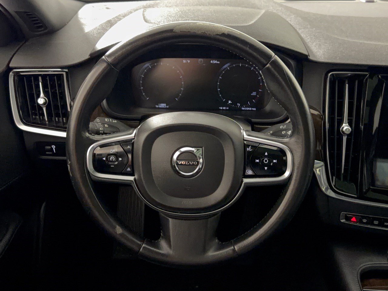 Used 2020 Volvo S90 T6 Momentum AWD/4WD image 6