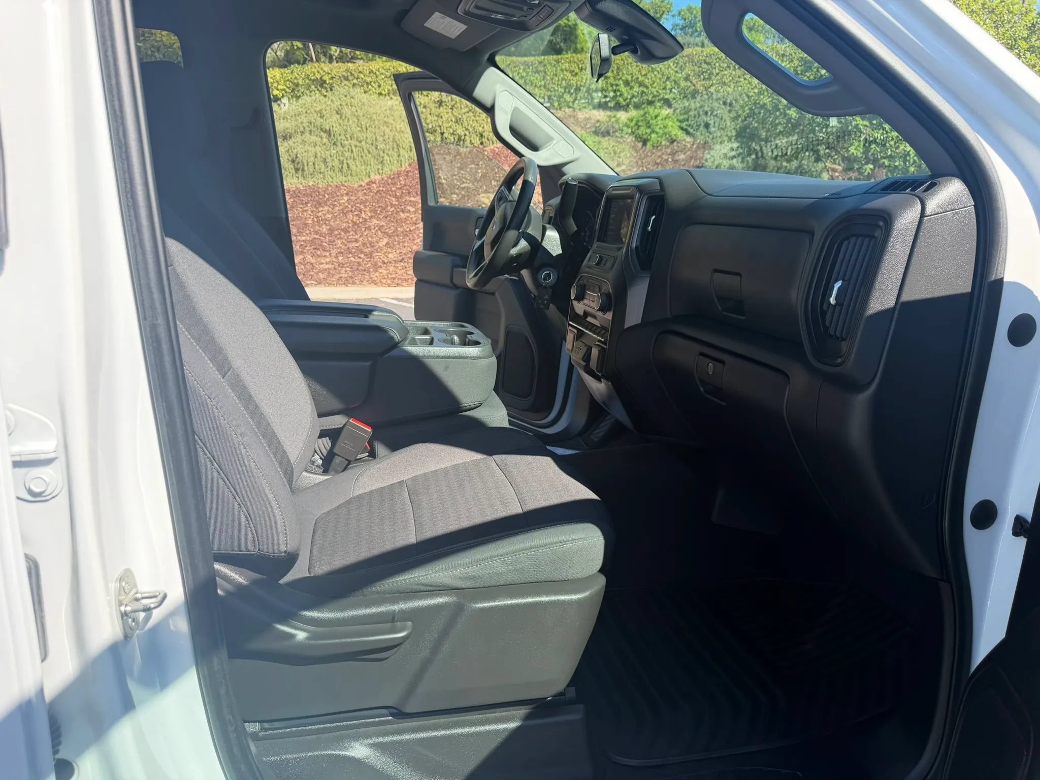 Used 2022 Chevrolet Silverado 1500 Custom w/ Safety Confidence Package RWD image 21