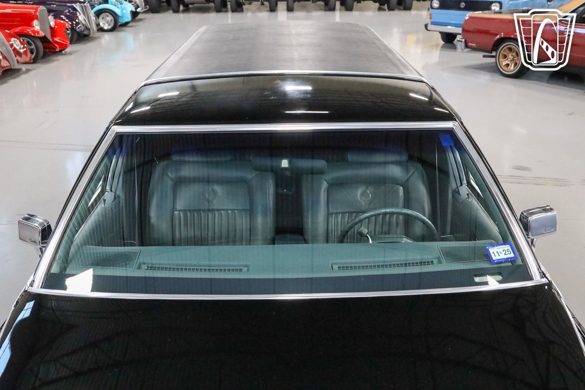 Used 1992 Cadillac Brougham image 10