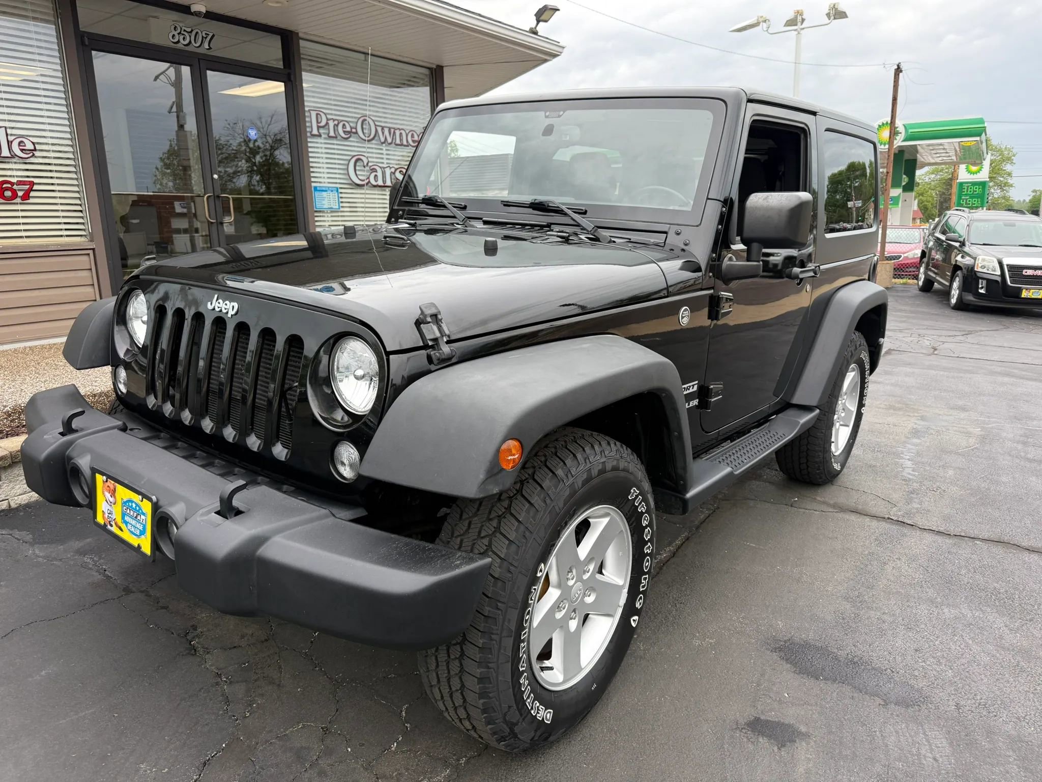 Used 2016 Jeep Wrangler Sport w/ Quick Order Package 24S AWD/4WD image 3